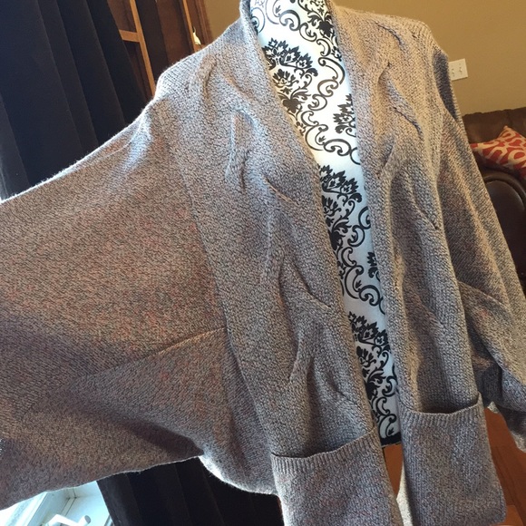Grey cardigan - Picture 2 of 3